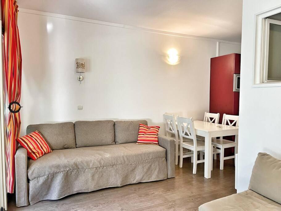 Appartement Tout Confort, Piscine Et Acces Plage Sanary-sur-Mer Dış mekan fotoğraf